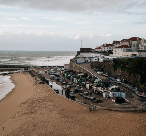 vista da praia dos pescadores na ericeira